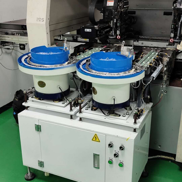 JHIMS | Lens vibrating feeder for SMT Pick and Place Machine