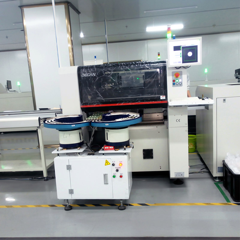 Alimentador vibratorio de lentes para máquina pick and place de Hanwha
